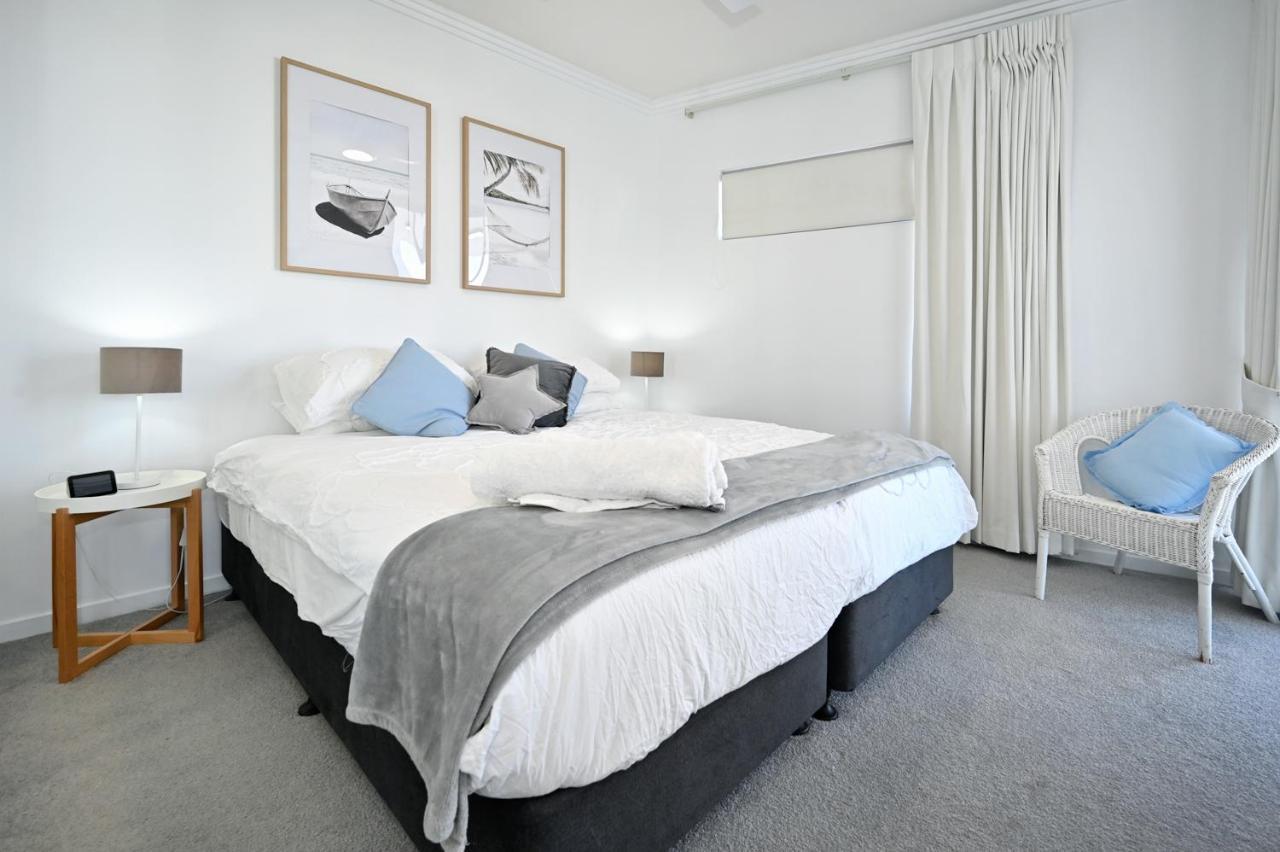 Pumicestone Blue Hotel Caloundra Ngoại thất bức ảnh