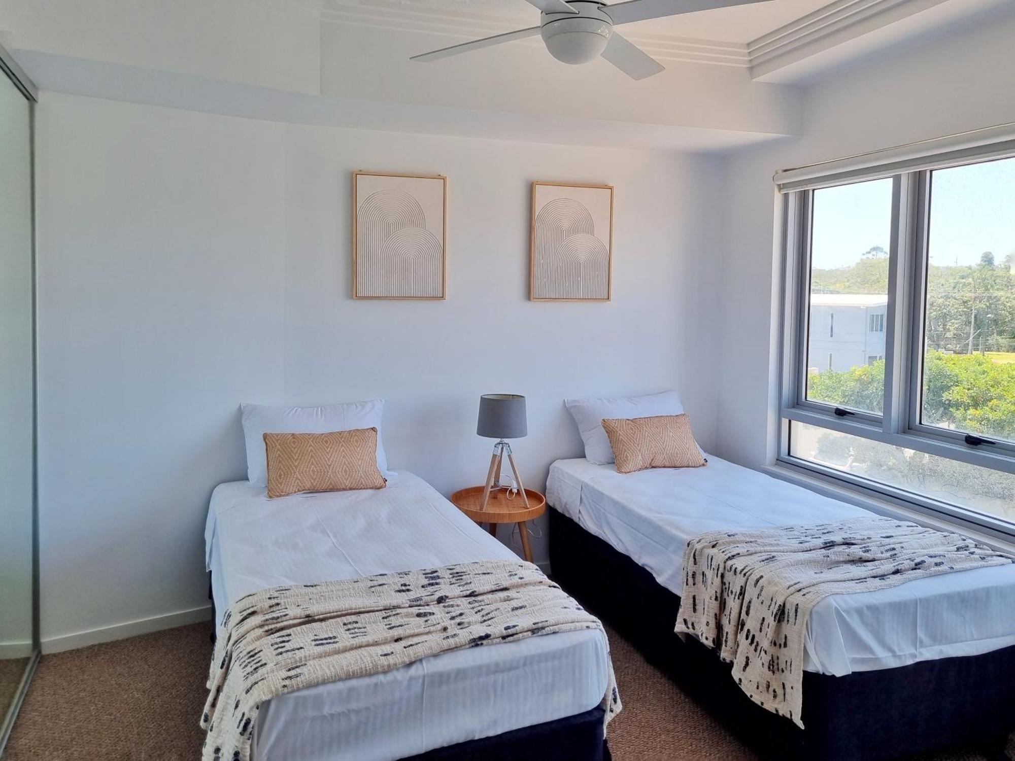 Pumicestone Blue Hotel Caloundra Ngoại thất bức ảnh